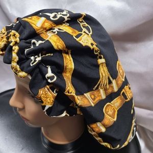 Interior satin bonnet.